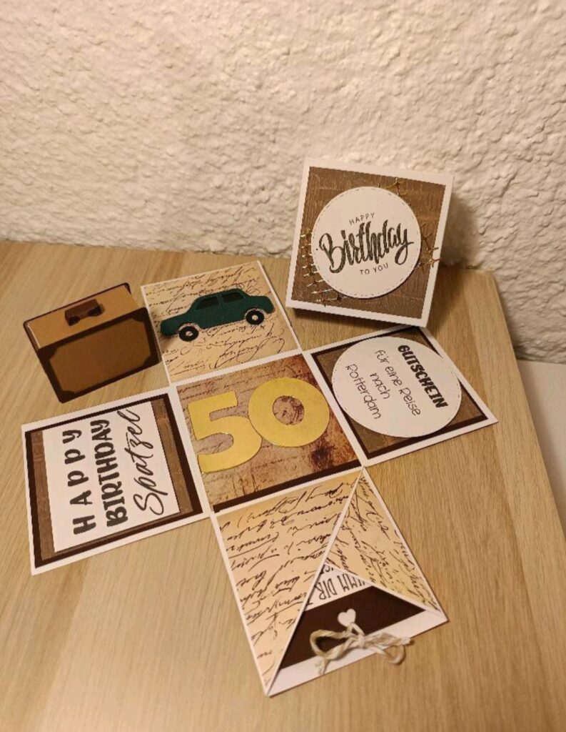 Maße: ca. 8x8x8cm / 8€